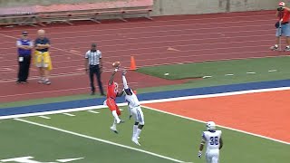 Davion Davis Makes Insane One Handed Catch Vs. Central Arkansas