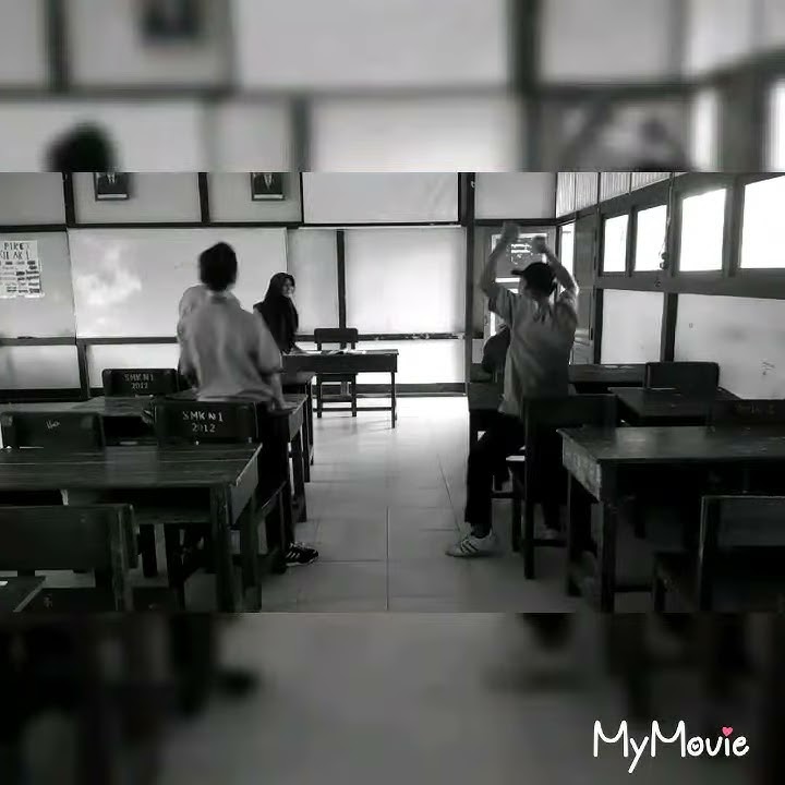 RIBUT di kelas
