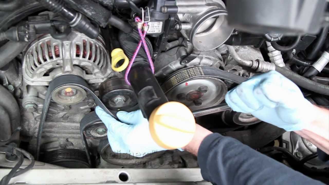 Porsche 911 Carrera (996) 1999-2005 - Drive belt - DIY Repair - YouTube