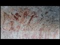 Cueva con pinturas rupestres. Ovnis y humanoides en  un lugar muy poco conocido