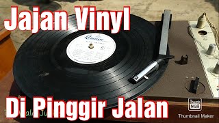 Download lagu Street-Side Vinyl Shopping and Checking Out a Vintage Portable Philips Turntable