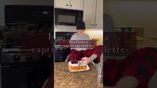 How I make a caprese egg omelette w/my feet??cooking vegetarian food disability love healthy