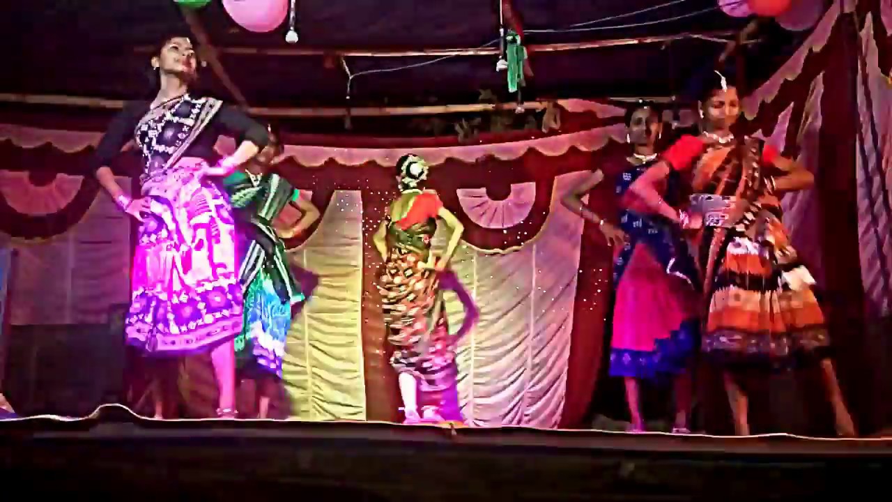 Pani mari dela jhain pani mari dela jhain group dance by child artist