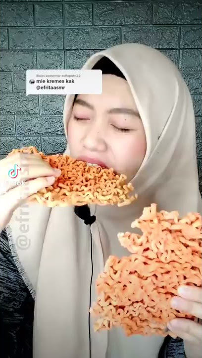 crispy crispy noodles, a viral elementary school snack #shorts