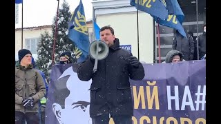 Мітинг під ОАСК через рішення щодо проспекту Бандери