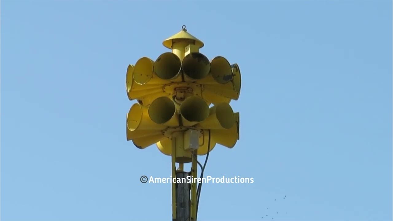 Federal Signal 3T22 Siren test, Carlisle, IA (Warren County, Iowa