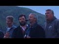 Port isaacs fishermans singing little eyes with the cast of fishermans friends the movie 2018