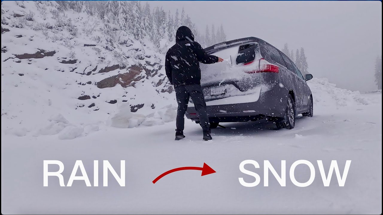 HEAVY RAIN TO BLIZZARD CAR CAMPING . FIRST SNOW STORM ASMR 暴雨夜车泊  醒来遭遇暴风雪
