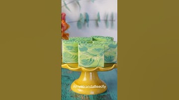 #Soapmaking tactics - how to create beautiful layers quick and easy - #shorts #soap