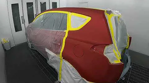 Spraying & Blending Barcelona Red. Toyota Rav4