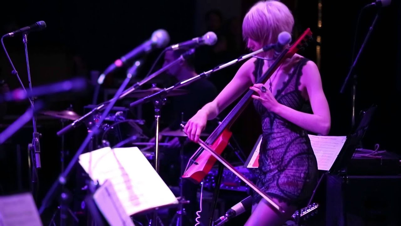 Gesture Study - Michelle Faehrmann and Ali Siadat - String Fling II