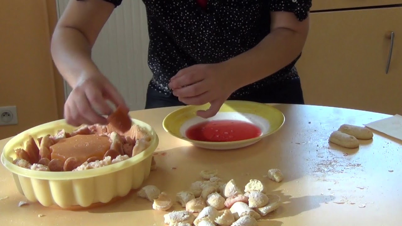 recette de la Charlotte aux Fraises par l'IME Centre Brunehaut