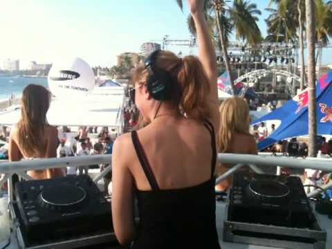 Jordi Riera & Chloe Harris @ Beach Fest 5 (part1)