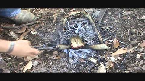 How to Make Char Cloth in an Altoids Tin