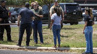 Texas, strage nella scuola elementare: uccisi 18 bambini. Biden: "Fermiamo questa carneficina"