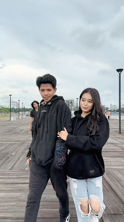 Akbar Hasri Pamer Salto Dapat Cewek Cantik