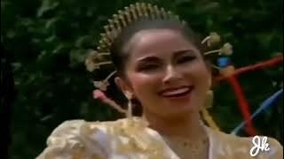 DASI DAN GINCU - CAMELIA MALIK DAN RHOMA IRAMA DALAM FILM NADA NADA RINDU #jakakelana #rhomairama