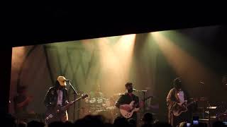Yannis & The Yaw - Walk Through Fire (Live @ Alhambra)