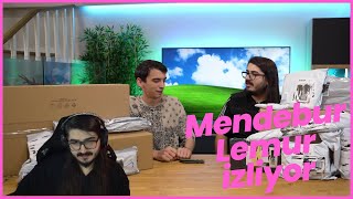 KENDİNE MÜZİSYEN | Mendebur Lemur Kendine Müzisyene Hediyeler! Toplu Paket Açılışı videosunu izliyor