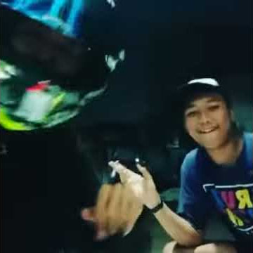 Tiktok pake helm agv espagaru44😄