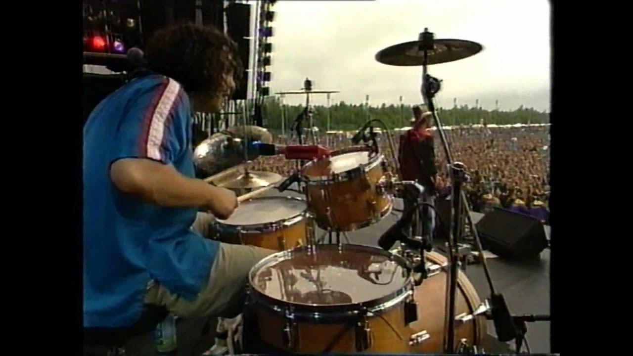 Presidents Of The USA (PUSA) - Pinkpop 1996 -  04 - Peaches