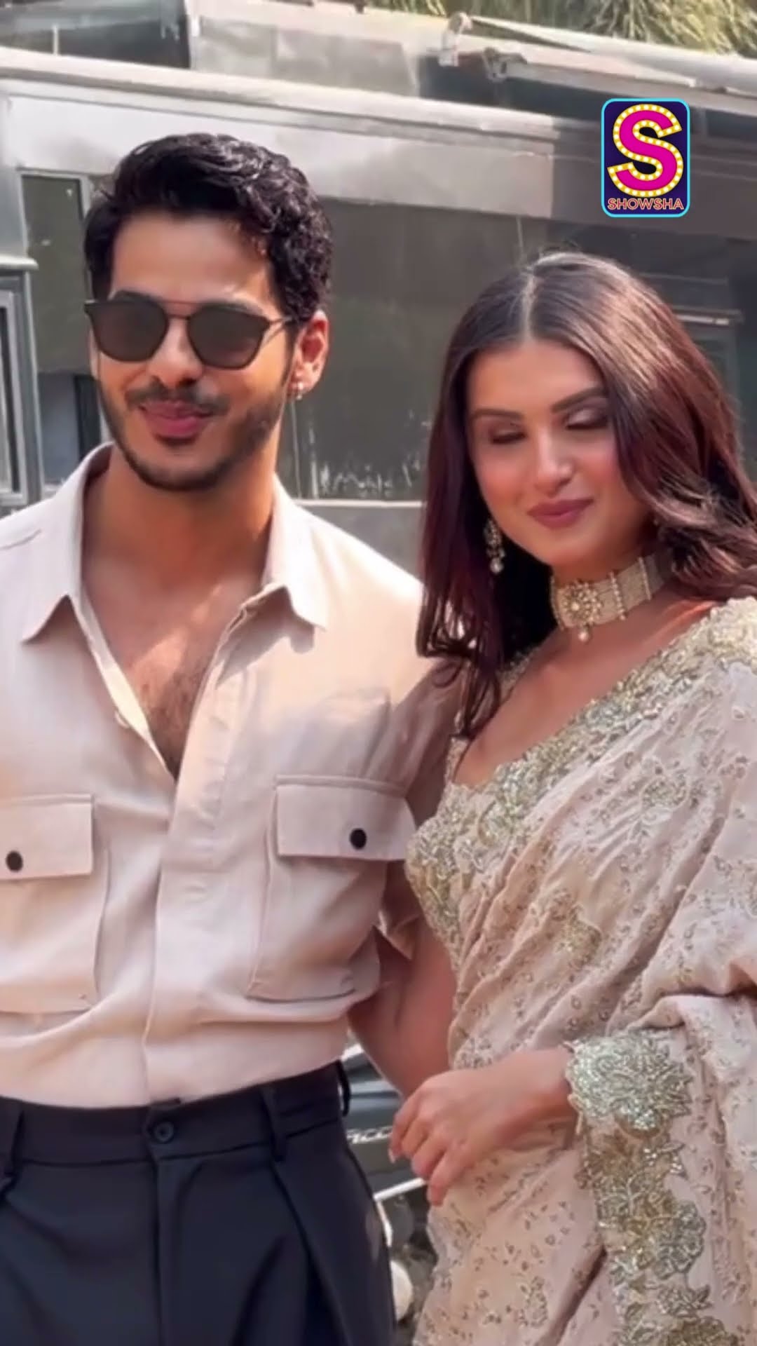 Ishaan Khatter \u0026 Tara Sutaria’s Retro Rizz Makes Heads Turn | Bollywood | #viralvideo | N18S