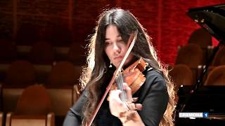 Sara Zeneli suona Brahms - violino A.Stradivari 1715 &quot;il Cremonese&quot;