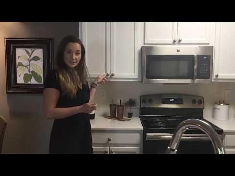 Tour of our beautiful renovated 2 bedroom 2 bathroom!