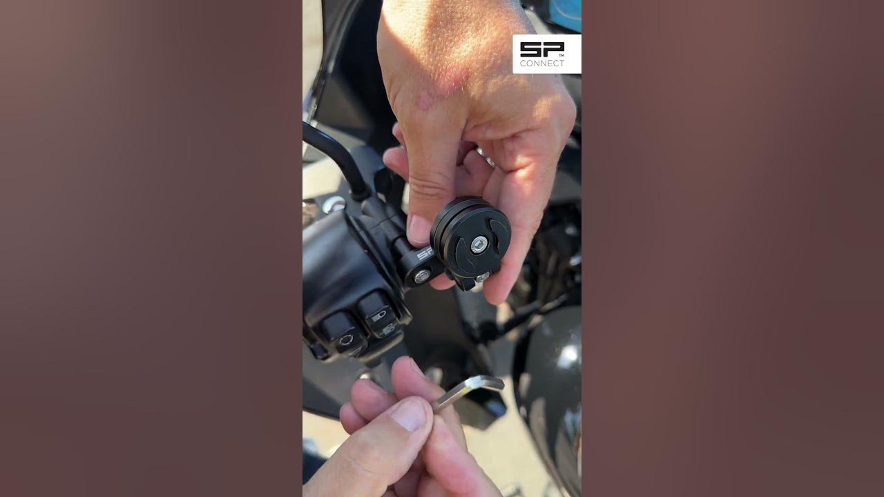 SP Connect - Clutch Mount Pro on a 2023 Harley-Davidson Lowrider ST 