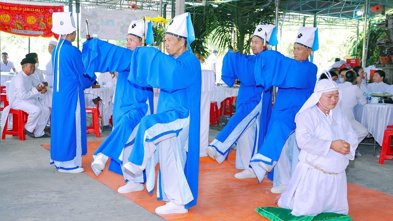 Những hình ảnh lúc sanh tiền và lễ tang cố đạo hữu NGUYỄN THỊ MẬN theo nghi thức đạo Cao Đài