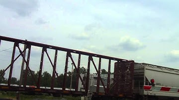 CSX GE ES40DC # 5313 - CSX GE AC44CW # 124 Mixed