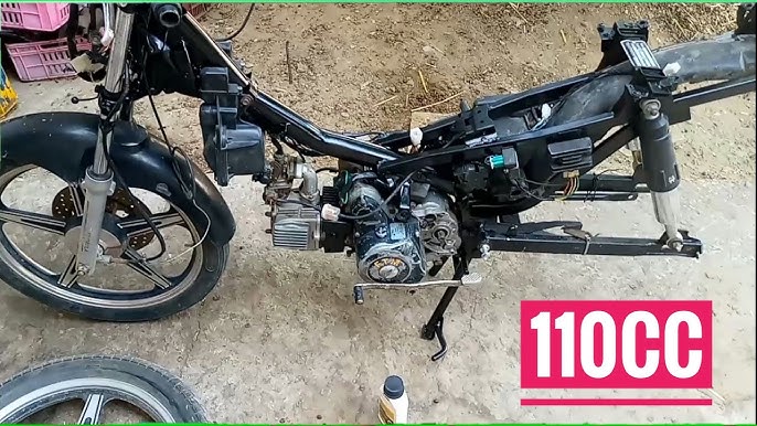 Comment changer un disque d'embrayage des moto chinoise كيفية تغيير قرص  قابض للدراجات نارية الصينية 