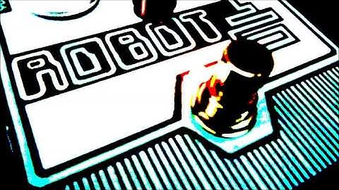 DBA Robot Fuzz pedal - A sonic nightmare by Gearfacts :)