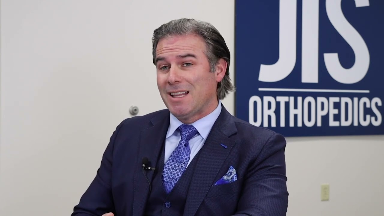 Ask-A-Doc | Bikini Incision vs. Traditional Total Hip Replacement