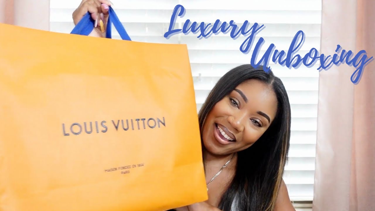 Unboxing Louis Vuitton MONOGRAM ESSENTIAL CAP 