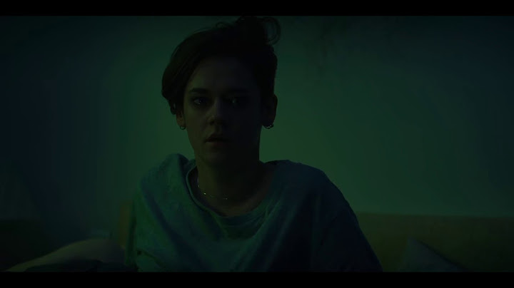 Marianne bedroom scene