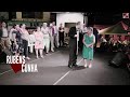 Ela nāo conseguia andar mas pelo poder de Deus ela andou!