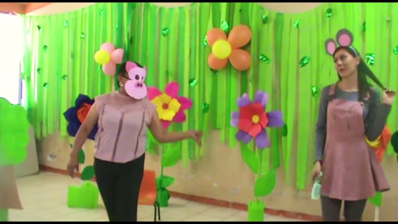 LA RATITA PRESUMIDA. Personal docente del Jardín de NIños "Antonio Alzate".