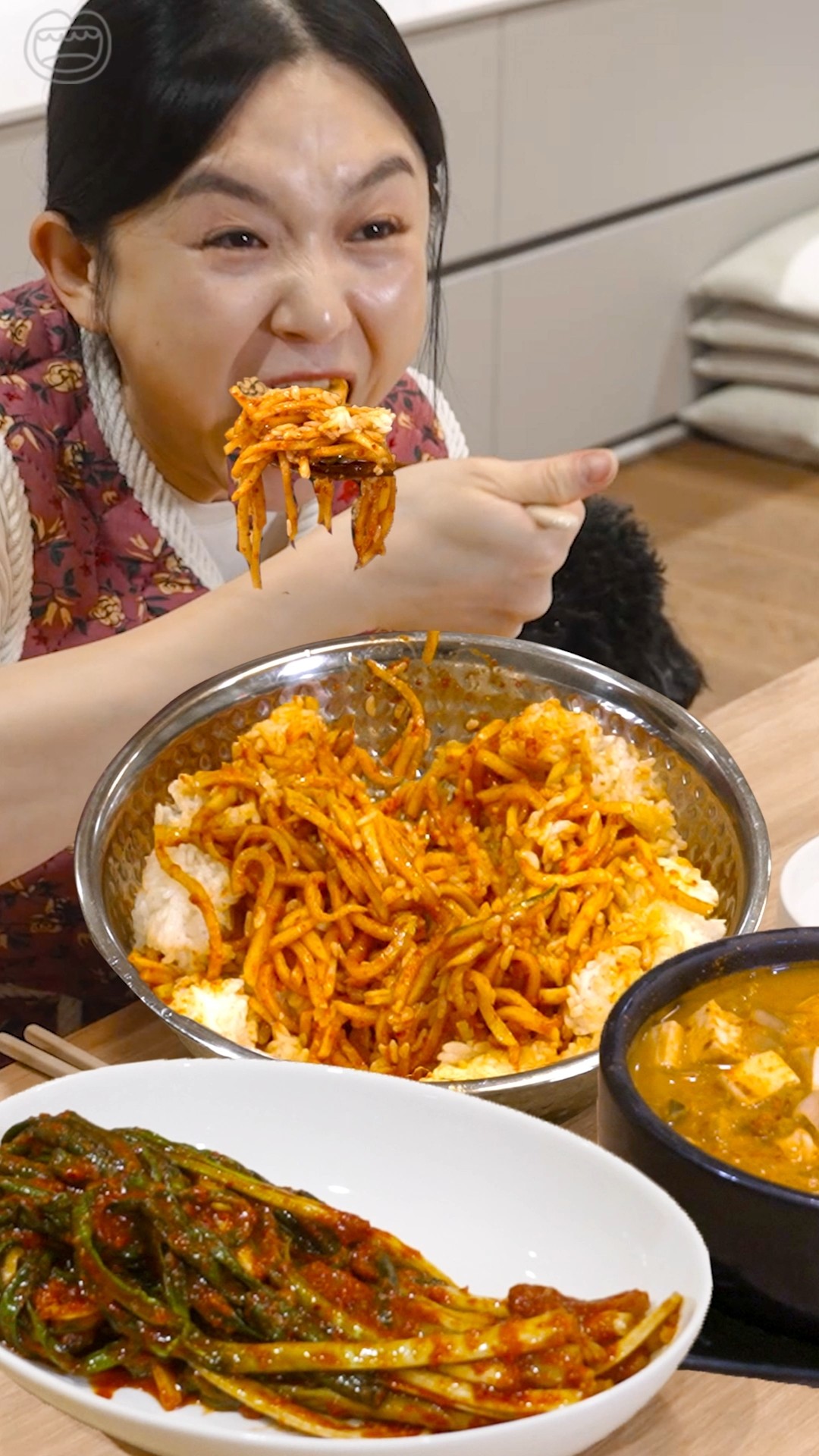 입맛 없을땐 청국장에 무생채비빔밥