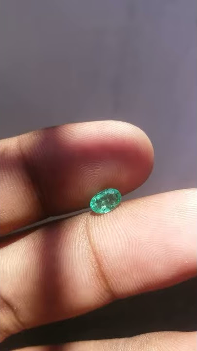 Natural Emerald HQ Jamrud Batu Zamrud Ukrn kecil CT 0.40 #emerald #zamrud #batupermata