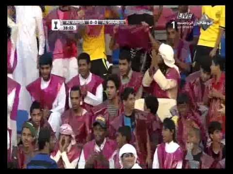 ناصر مسعود لاعب الوحدة يحرز الهدف الأول في مرمى الشعب