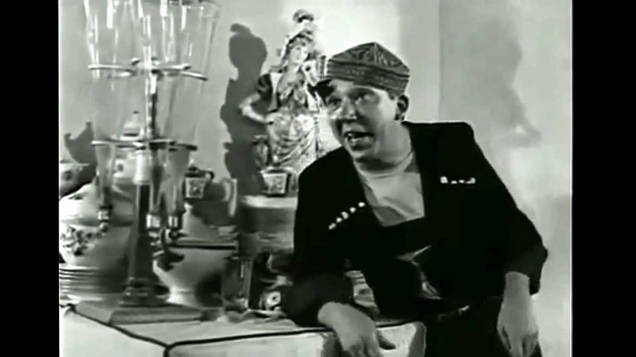 Голубой огонек никулин вицин. Никулин в тюбетейке. Голубой огонек 1966. Вырезанные куплеты. Вырезанные куплеты.