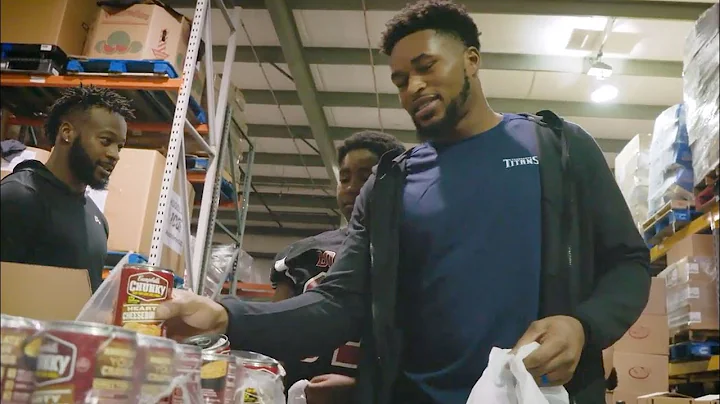 Kevin Byard Helps Pack Food for Bridge Ministry w/...