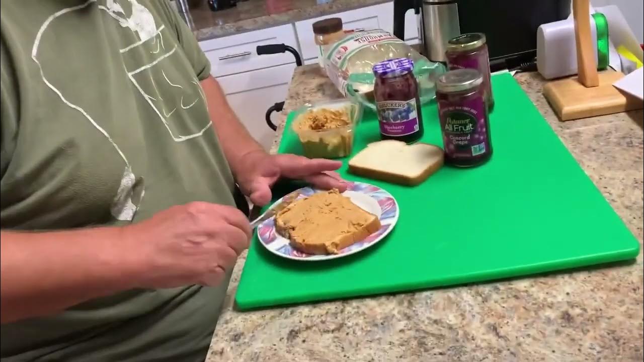 How to make a Peanut Butter and Grape Jelly Sandwich YouTube