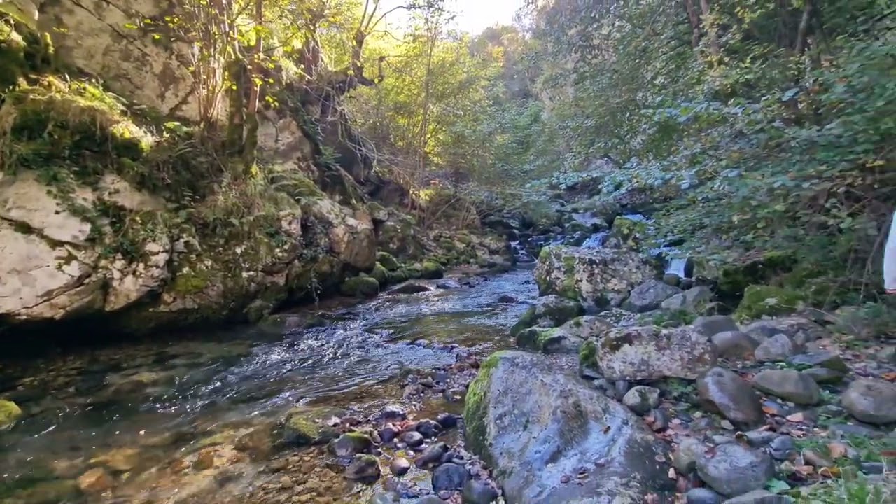 Ruta del valle de Ponga (Asturias): desvío hacia Sobrefoz