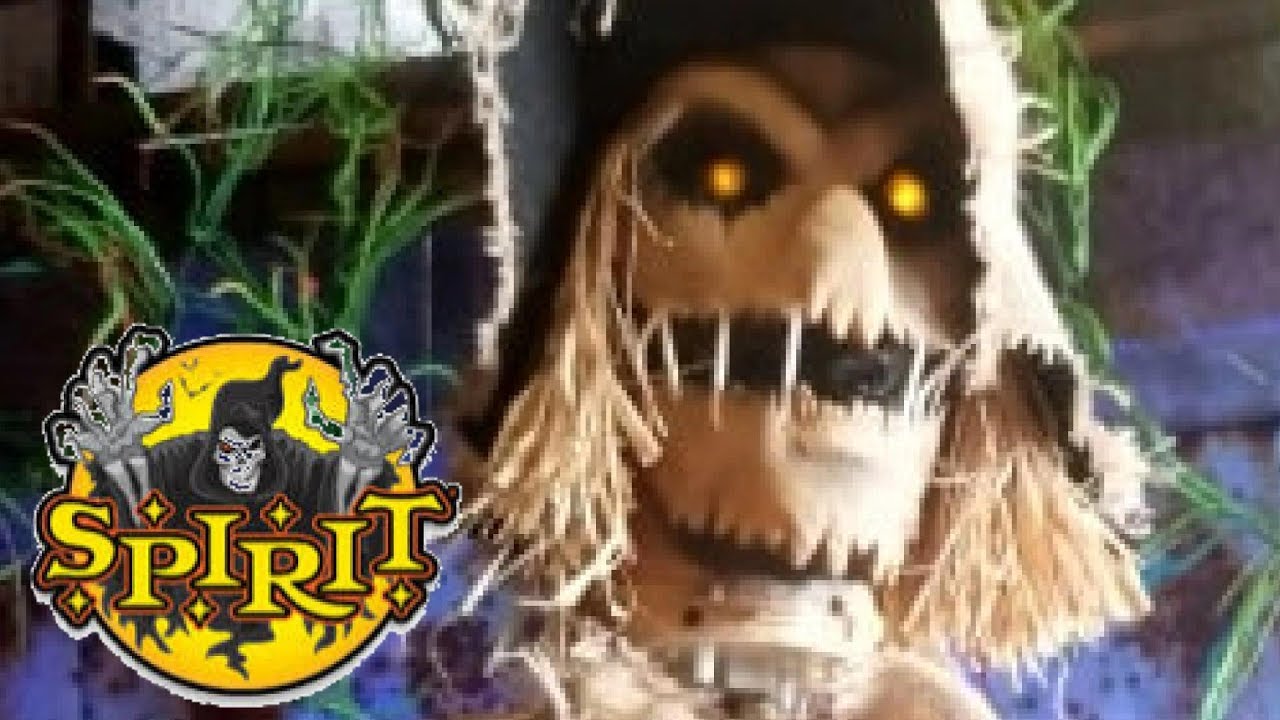 First Time At Spirit Halloween (HALLOWEEN STORE) - YouTube