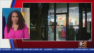 Break In Reported At Boost Mobile Store In Ukrainian Village