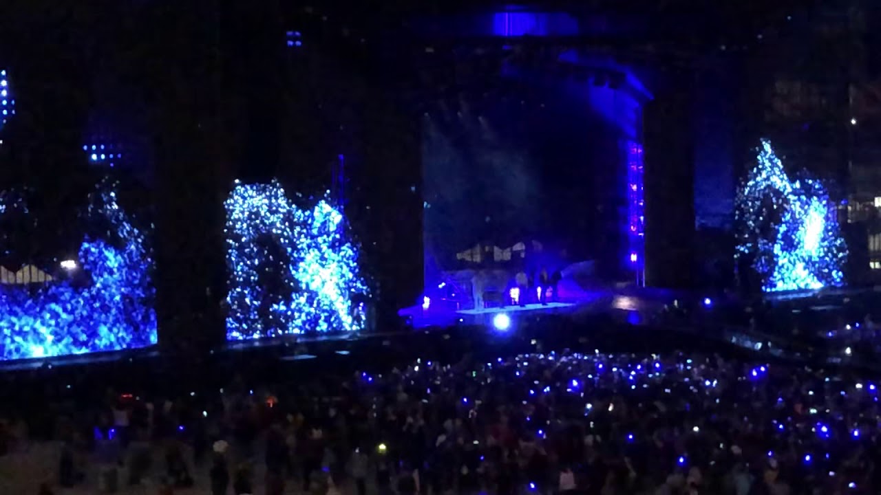 BTS - THE TRUTH UNTOLD (Love Yourself tour) live in Citi Field New York 181006