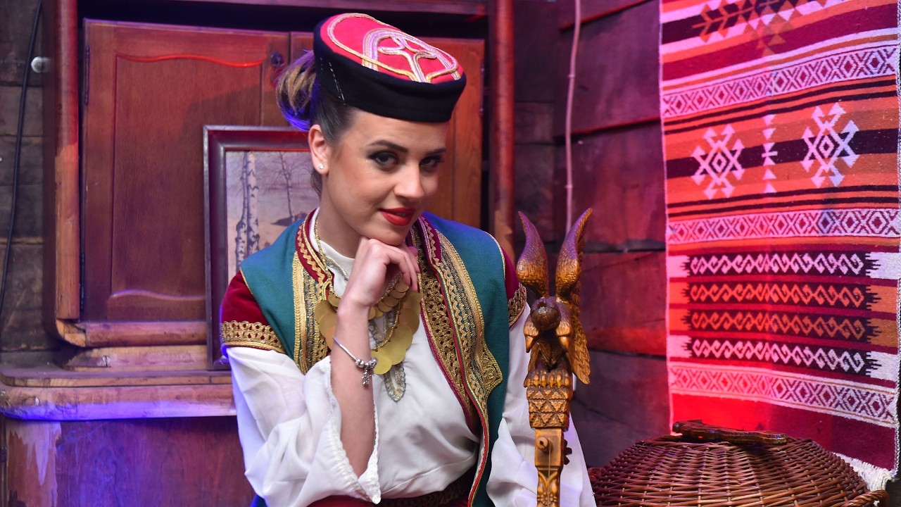 ORKESTAR MONTENEGRO  - Jovana Vušurović-CRNOGORKO, CRNOGORKO (COVER)