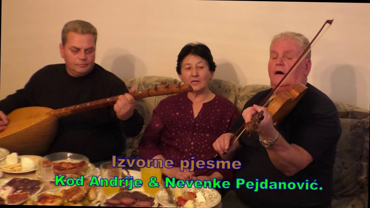 Sin, majka & Otac. Pjevaju izvorne pjesme kod: Andrije & Nevenke Pejdanović